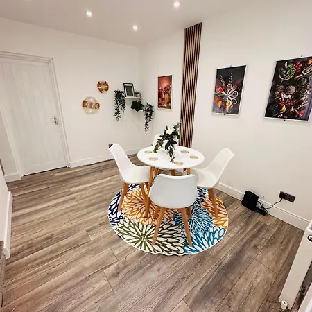 R4 - Luxury Within A Shared House In Harborne Park Road - Casa de hóspedes Birmingham
